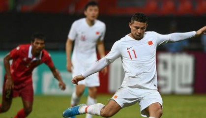  波鸿新援闪耀首秀，梅开二度助球队取得赛季首胜