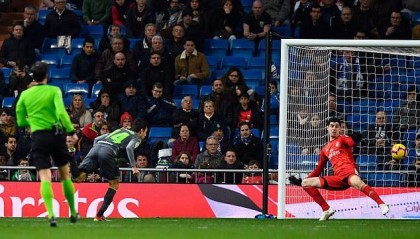  亚特兰大魔鬼主场发威七分钟三球击溃对手  